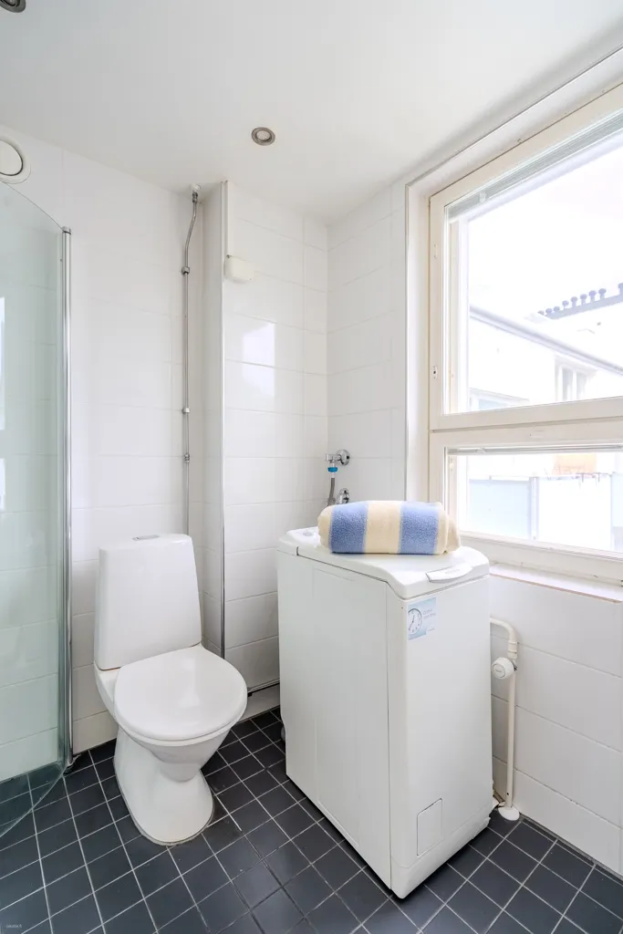 Bagni - Apartment with Balcony in Helsinki's Punavuori