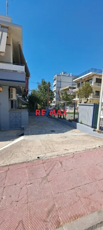 Esterno - Corner Shop with Parking in Agios Dimitrios