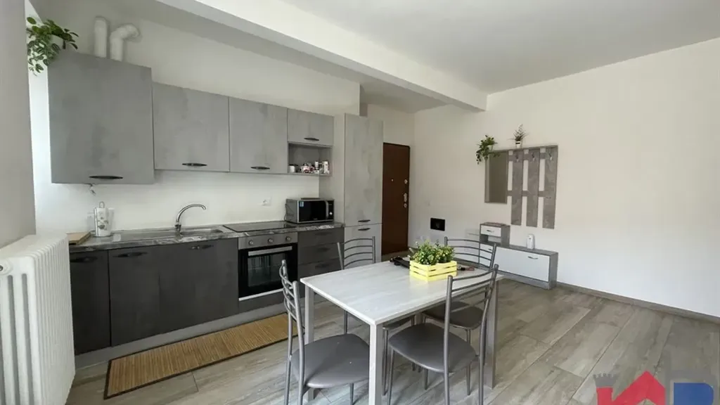Cuisine - Modernised Apartment with Balcony in Vercurago