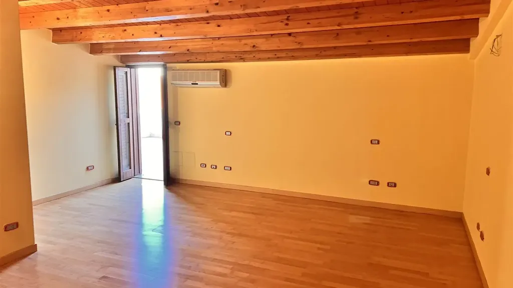 Pièces - Luxury Apartment with Courtyard View in Sciacca