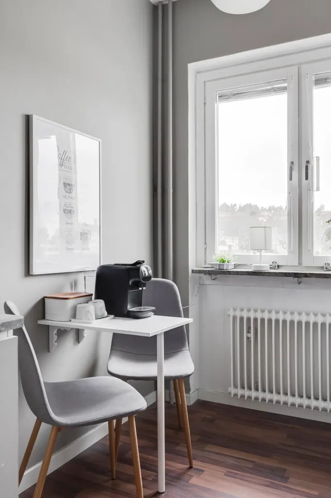 Studio - Modern Two-Bedroom Flat with South-Facing Balcony