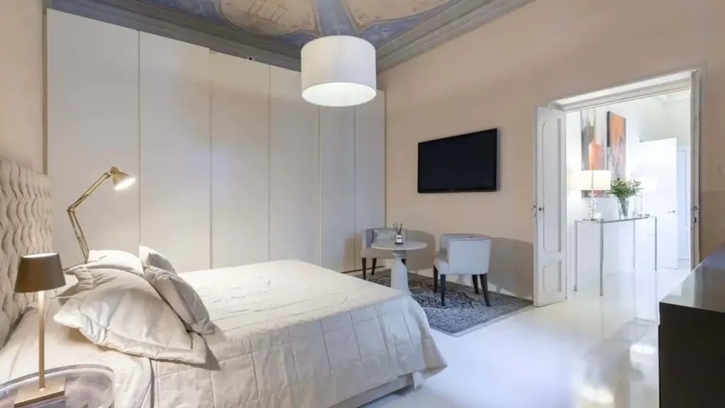 Bedrooms - Renaissance-Style Apartment with Terrace in Florence