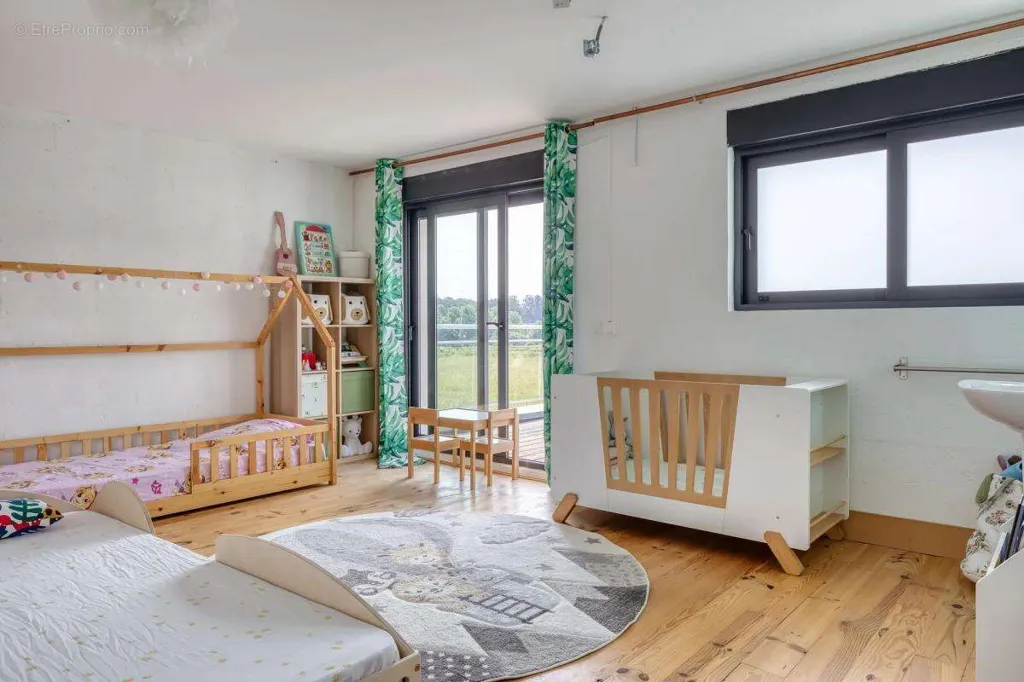 Chambres - Maison Familiale avec Jardin et Terrasse à Caumont
