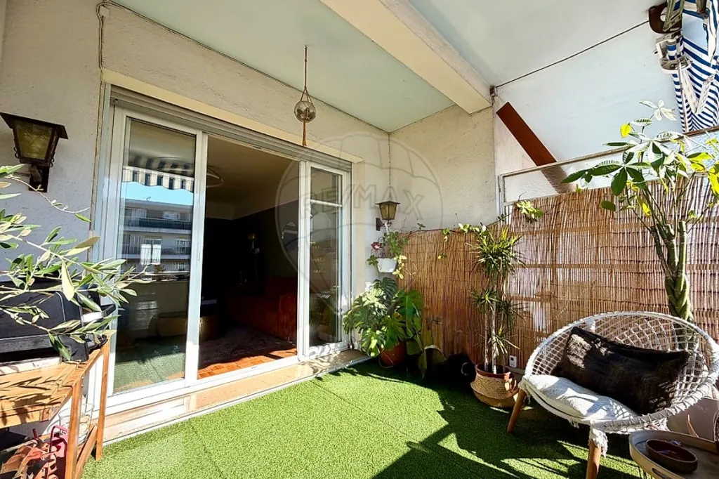 Terrazza - 3-Bedroom Apartment with Sea View in Nice