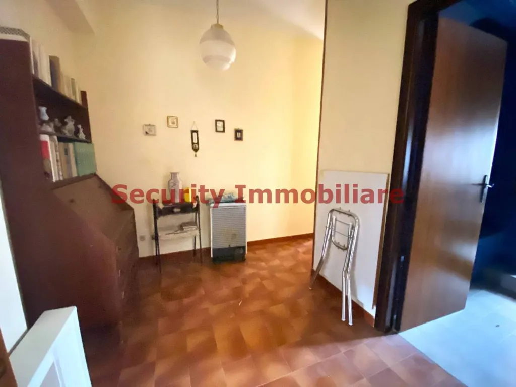 Bureau - Spacious Apartment with Parking in Sciacca