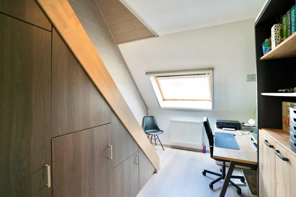 Kabinet - Energy-Efficient Family Home in Ertvelde