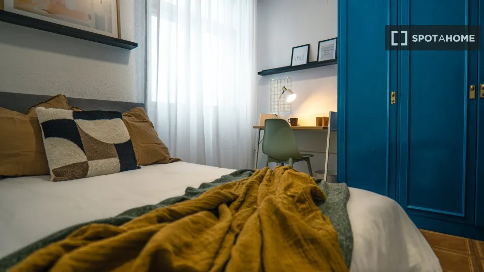 Chambres - Shared Room in Casa de Campo, Madrid