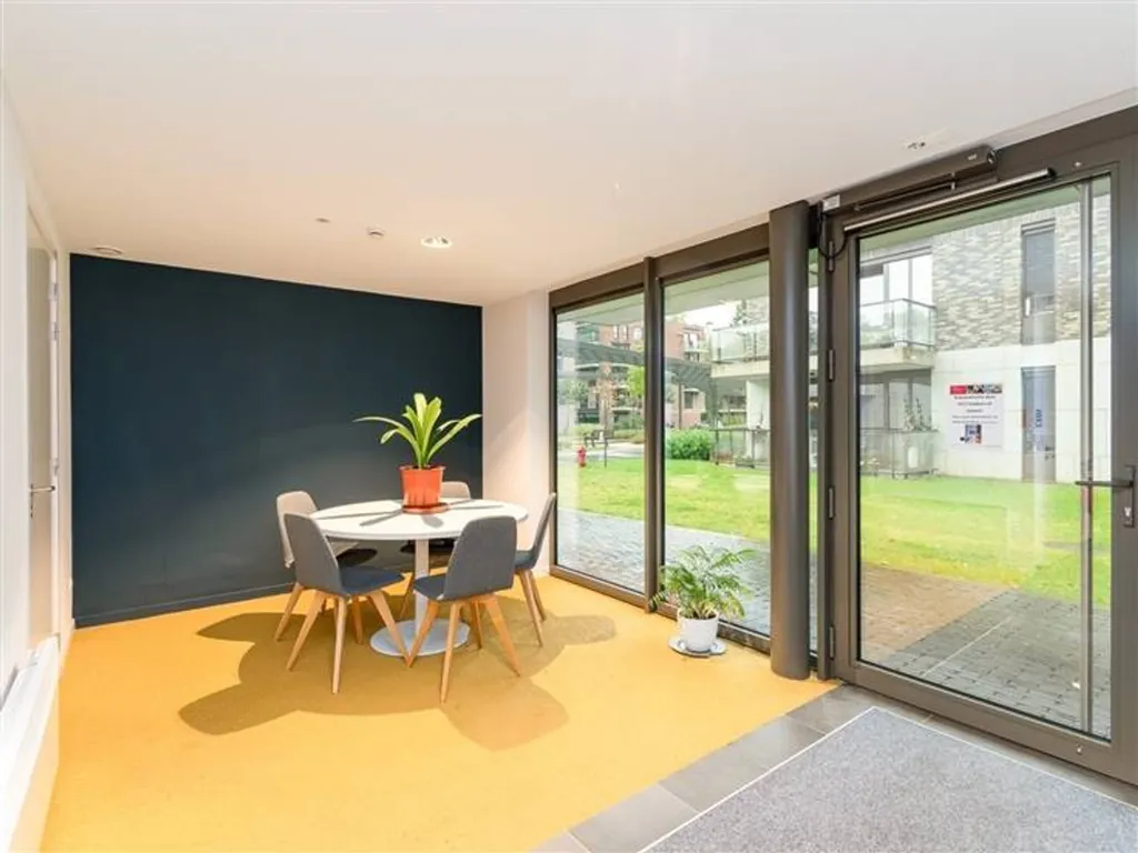 Söögituba - Service Flat with Central Green Location in Brasschaat