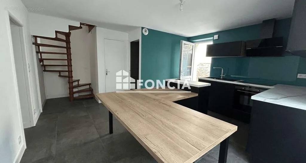 Cuisine - Duplex Rénové en Centre-Ville à Melesse