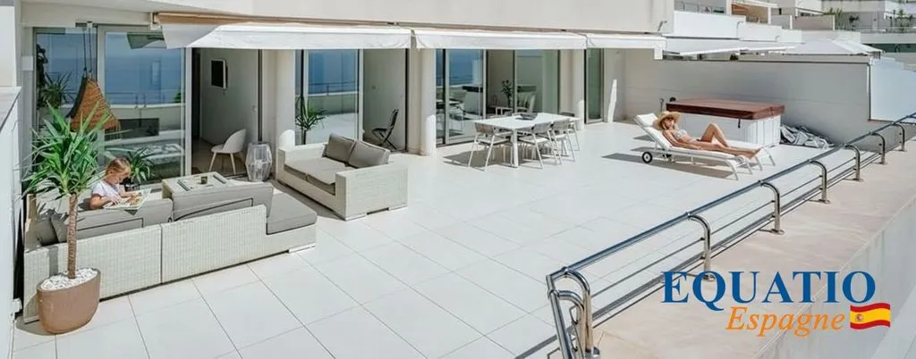 Terrace - Luxury Apartment with Sea View in Altea