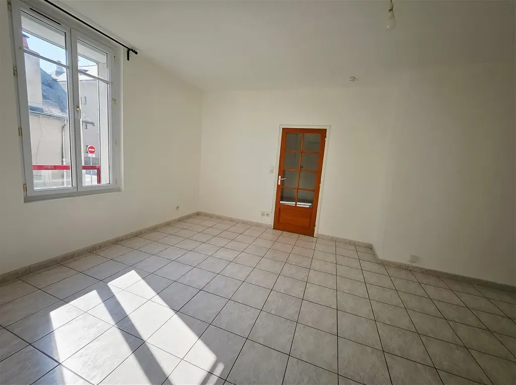 Pièces - Appartement Duplex avec Cave à Tours