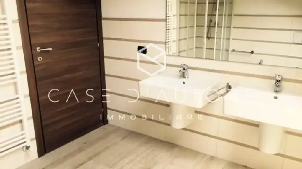 Bagni - Detached Flat with Garden in Varese Centre