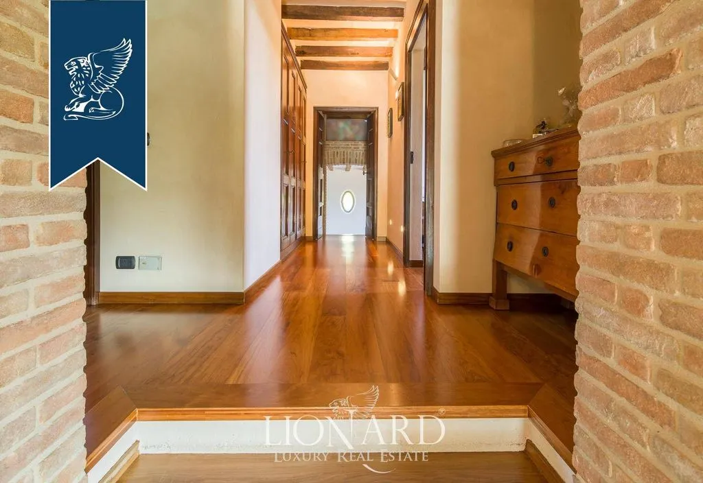 hallway_entrance