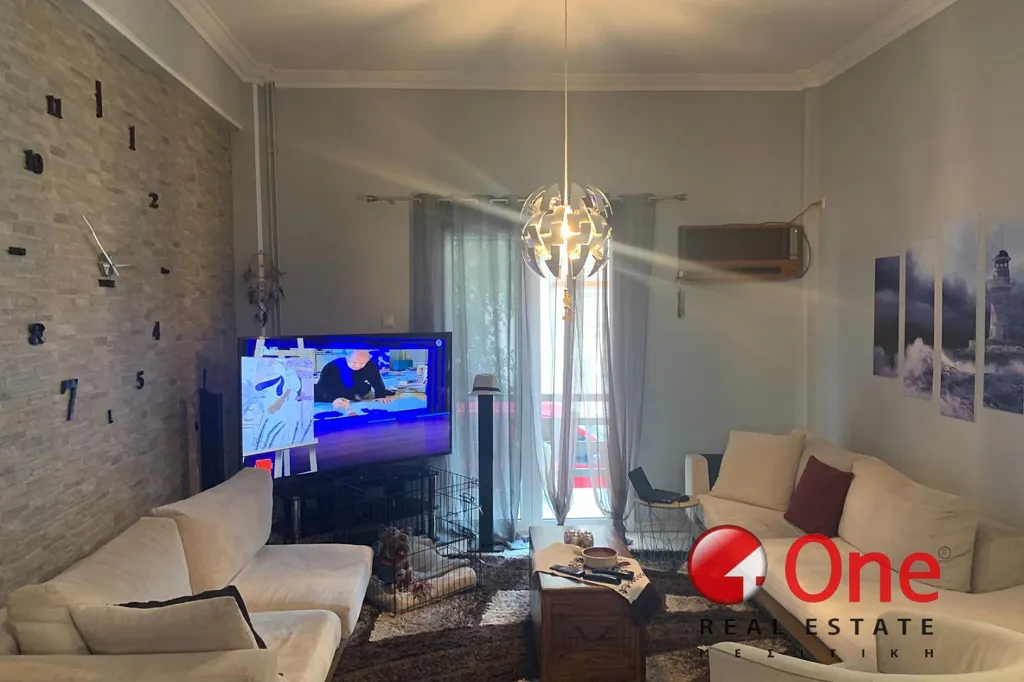 Séjour - Renovated Apartment with Solar Heating in Anthoupoli