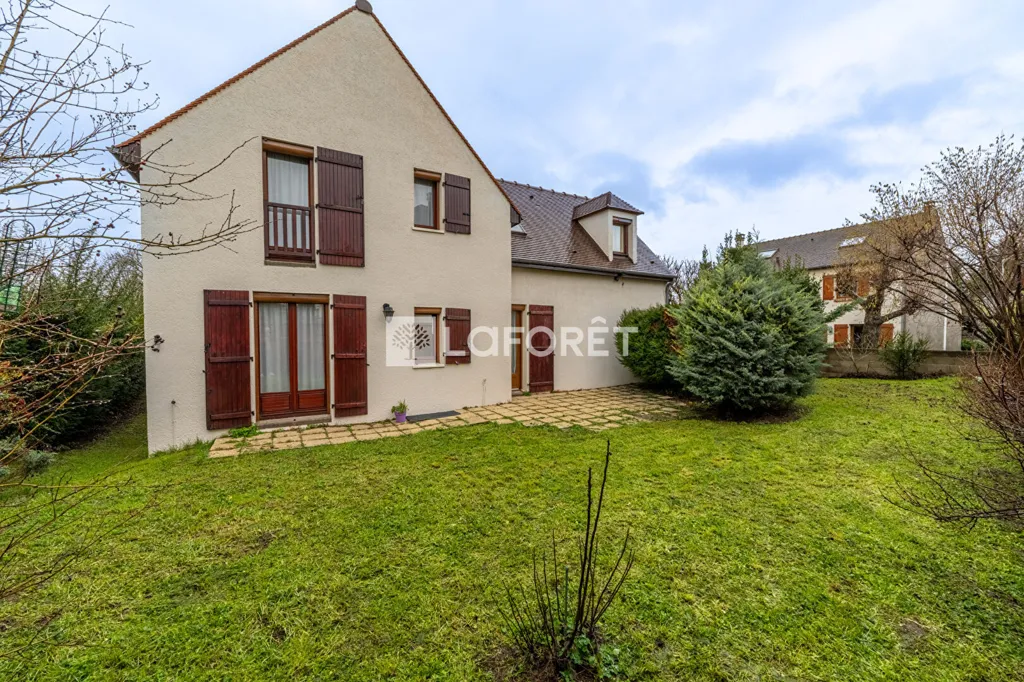 Extérieur - Maison Familiale avec Jardin près de Conflans-Sainte-Honorine