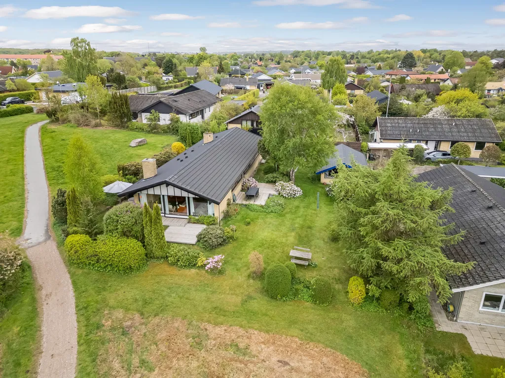 Vue aérienne - Fenced Villa in Hillerød