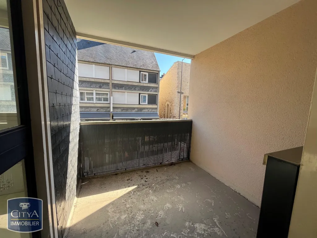 Rõdu - Renovated Apartment with Balcony in Le Mans