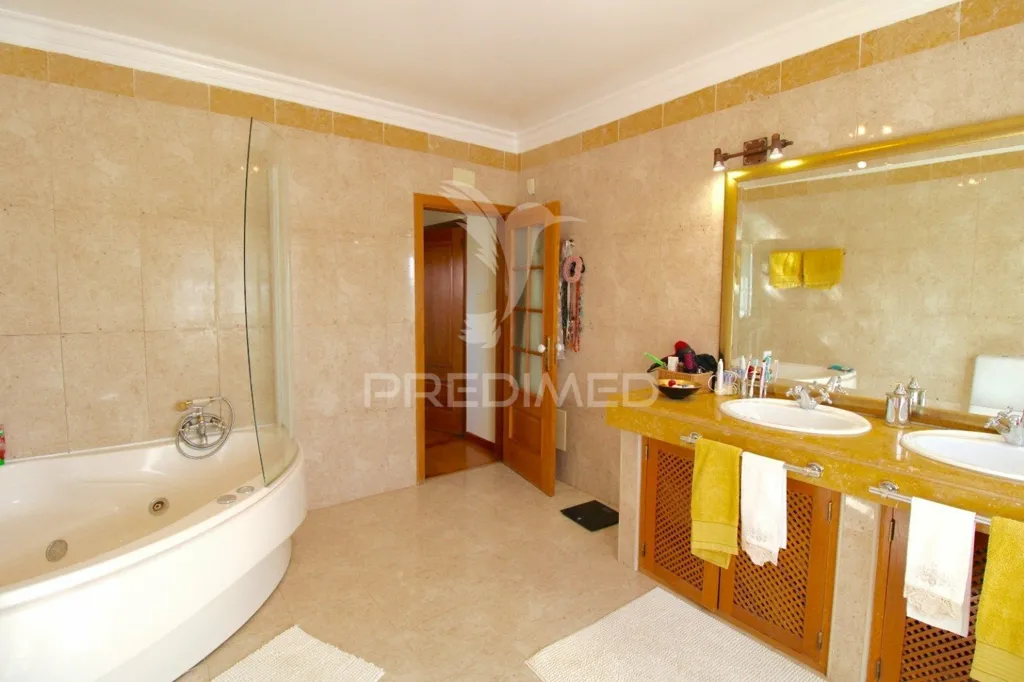 Salles de bain - House with Pool in Proximity to Faro