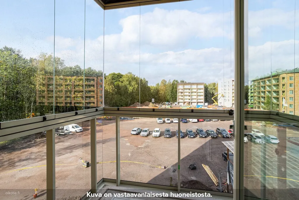 Rõdu - Modern Flat with Balcony in Konala, Helsinki