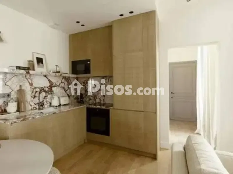 Cucina - Modern Flat with Balcony in Universidad-Malasaña