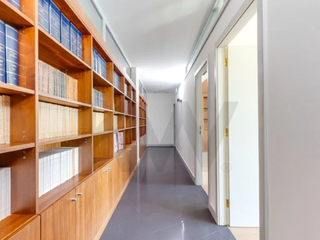 Kabinet - Luxury Office Space in Porto's City Centre