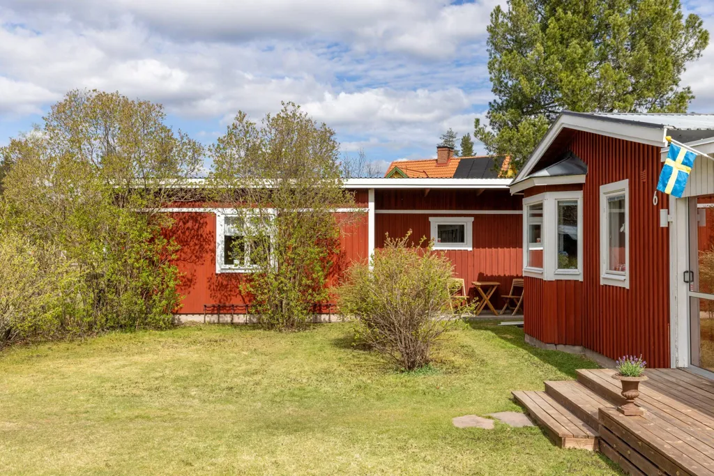 Välivaade - Eco-Friendly Villa with Garden in Östnor