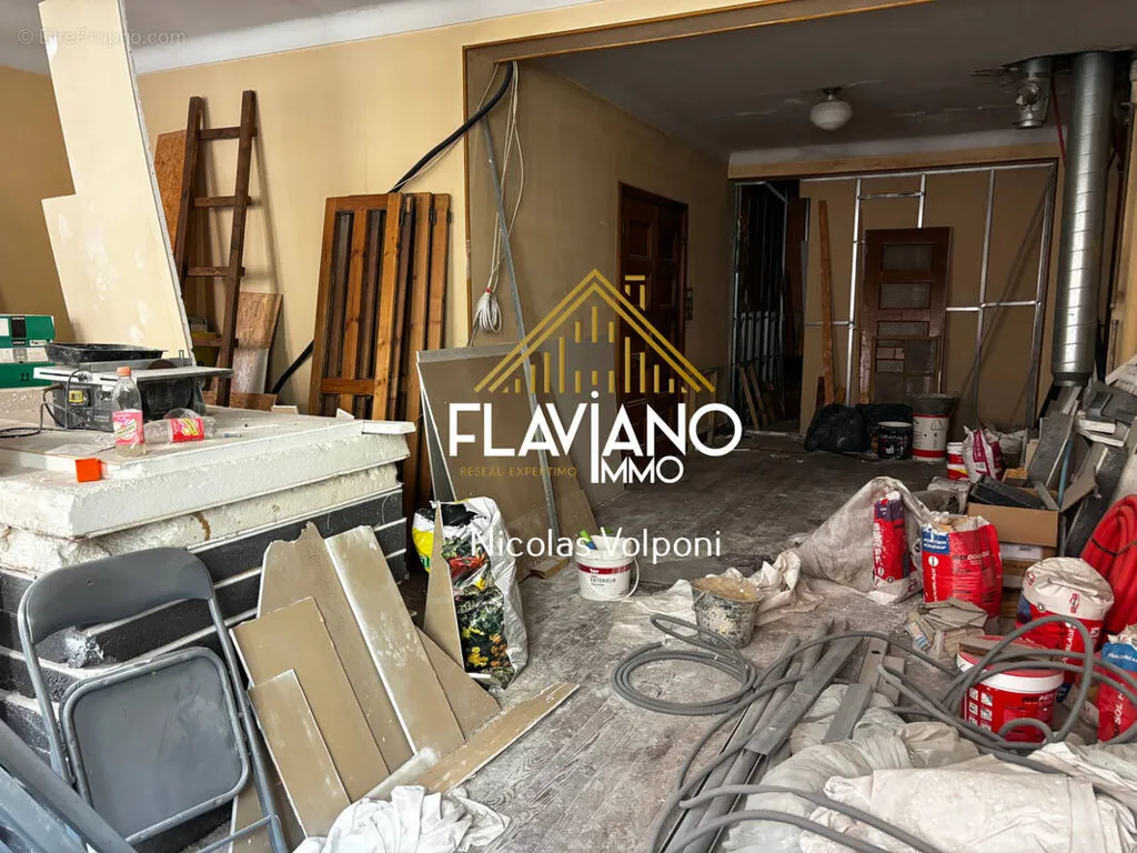 Pièces - Appartement Rénové au Centre de Barcelonnette