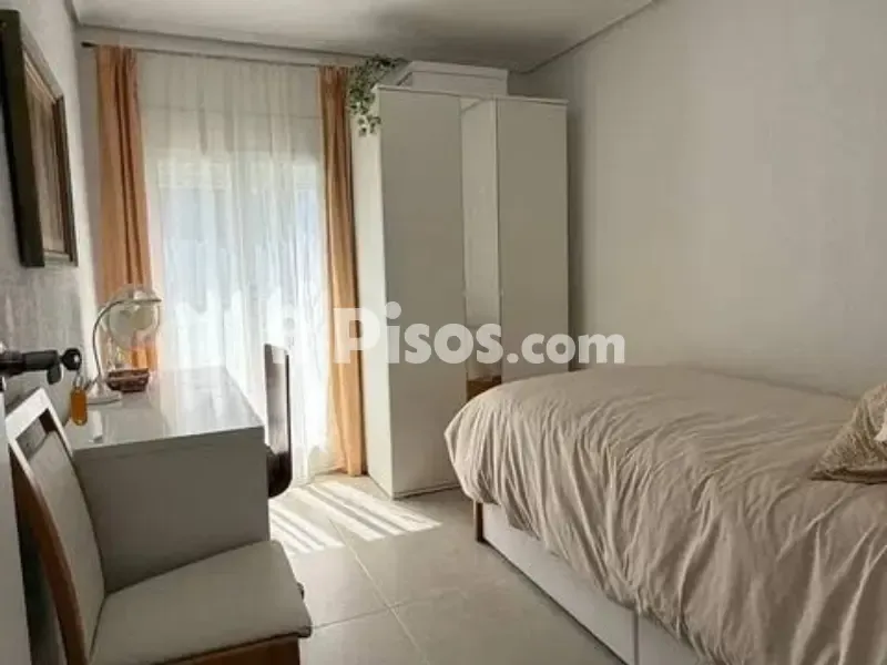 Camere da letto - Student Flat with Balcony in Trinitat, Valencia