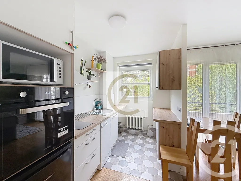 Köök - Refurbished Studio with Balcony in Saint-Cloud