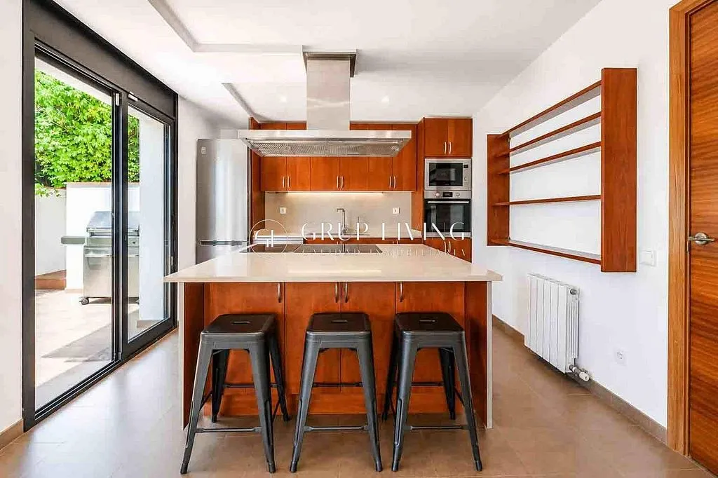 Köök - Charm Villa with Pool in Vallpineda