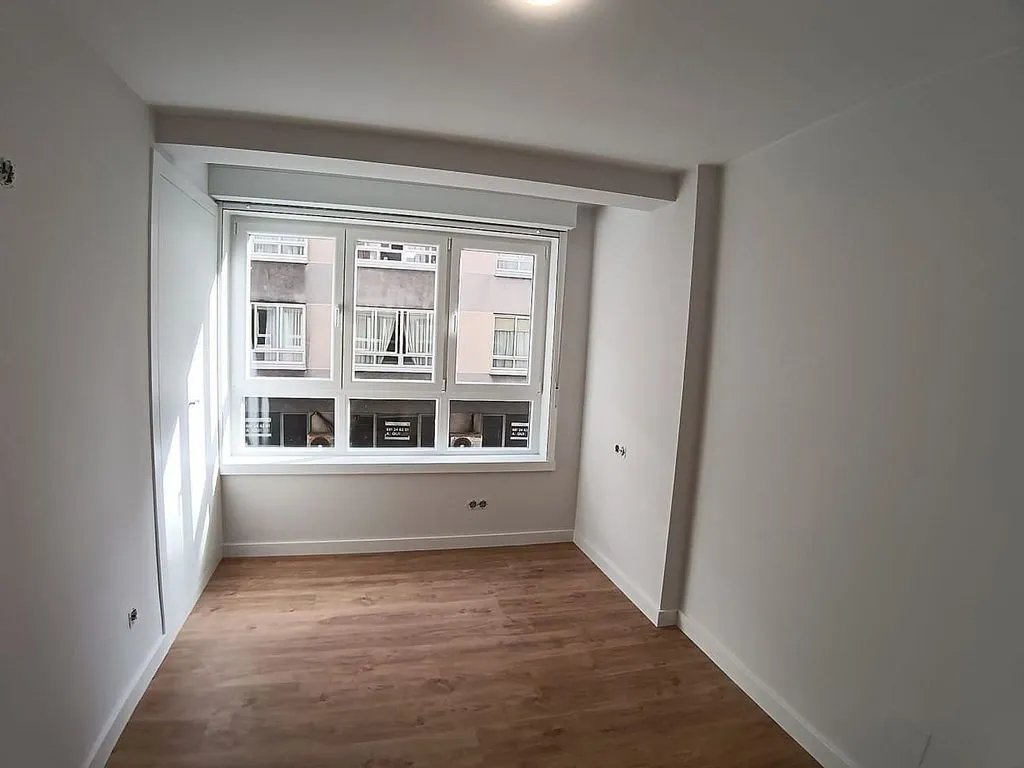 Toad - Renovated Flat with Lift in Cuatro Caminos