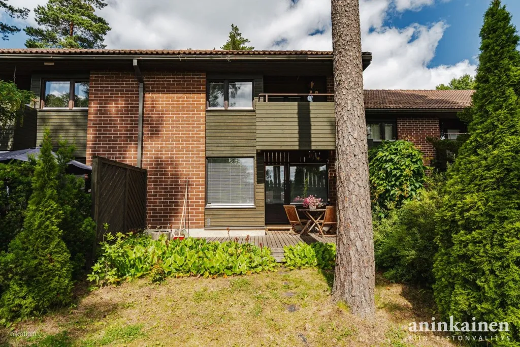 Aed - Two-Level Terraced House with Private Yard in Koivula