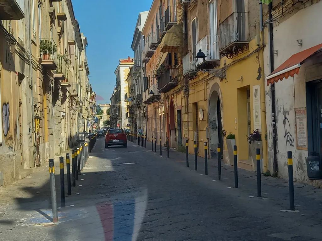 Välivaade - Commercial Space with Street Frontage in Caserta