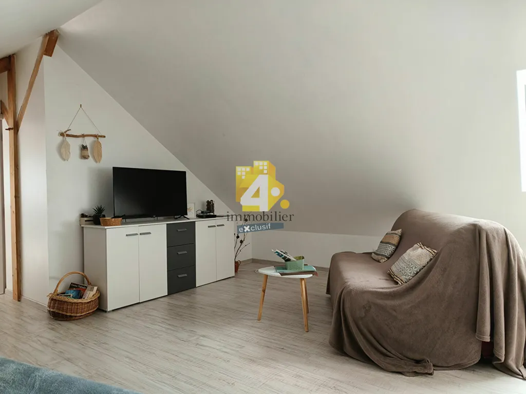 Stanze - House with Attached Apartment in Missillac