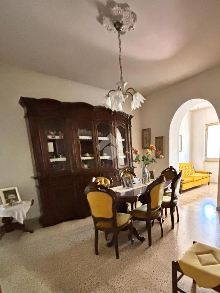 Sala da pranzo - Triplex with Garden in Latina