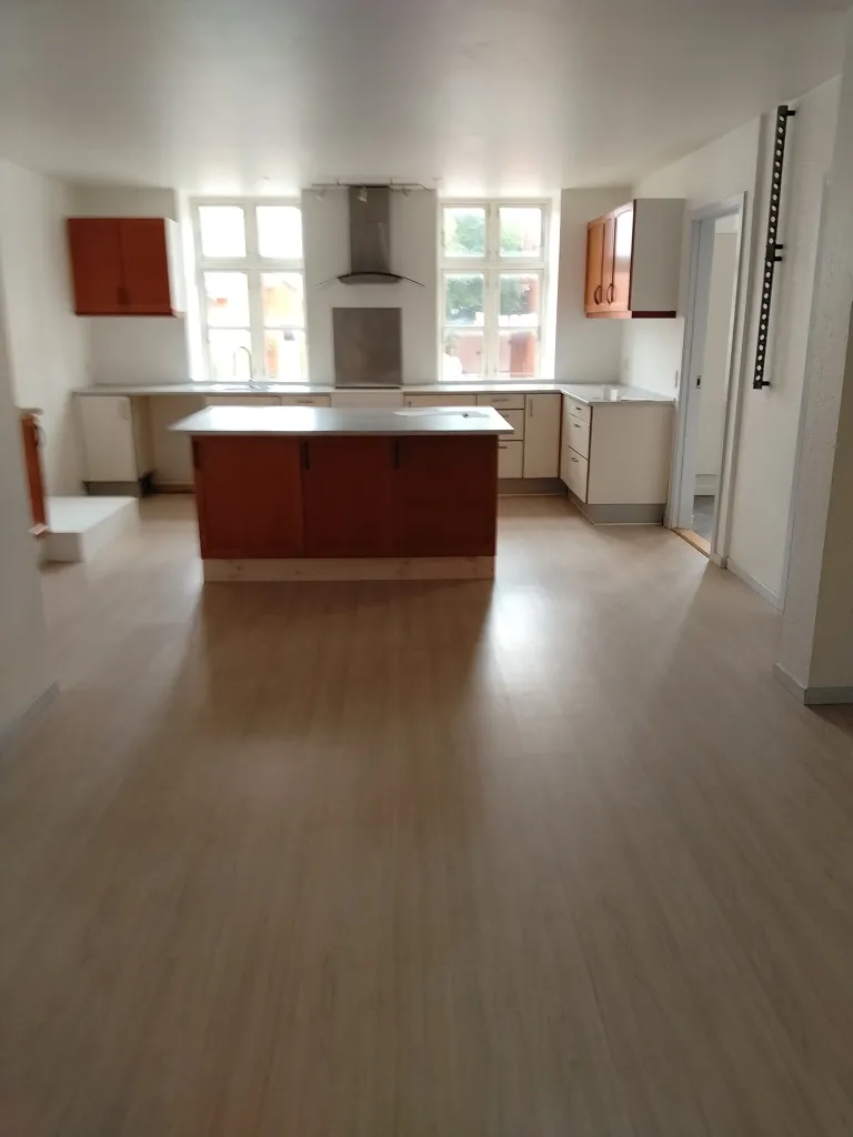 Köök - Ground Floor Flat with Balcony in Høng