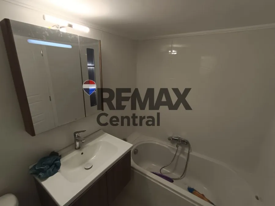 Salles de bain - Office for Rent with Solar Heating in Halandri