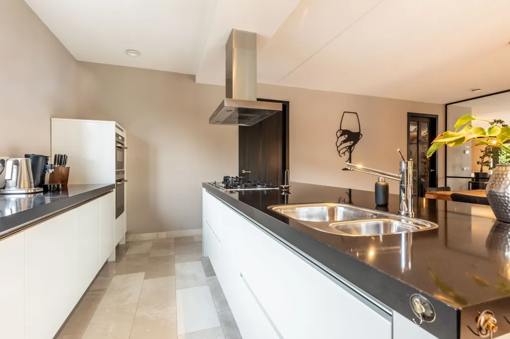 Cuisine - Detached House with Private Pool in Pernis