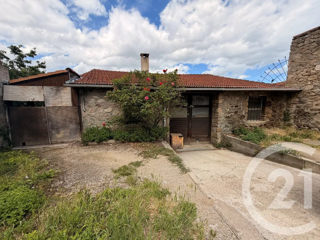 Giardino - Warehouse with Garden in St Cyr Centre
