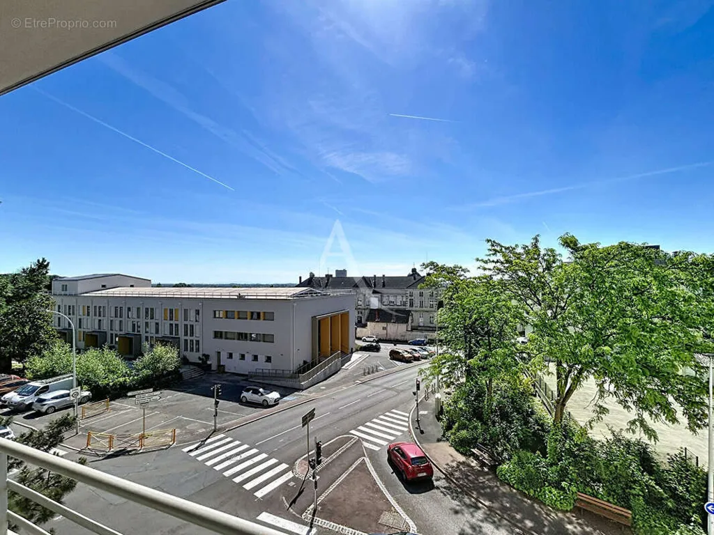 2-toaline korter asukohas Macon
