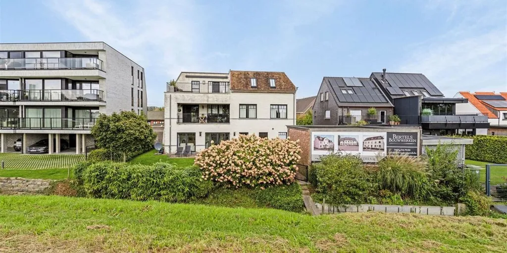 Extérieur - Duplex avec Vue sur le Canal à Zandhoven