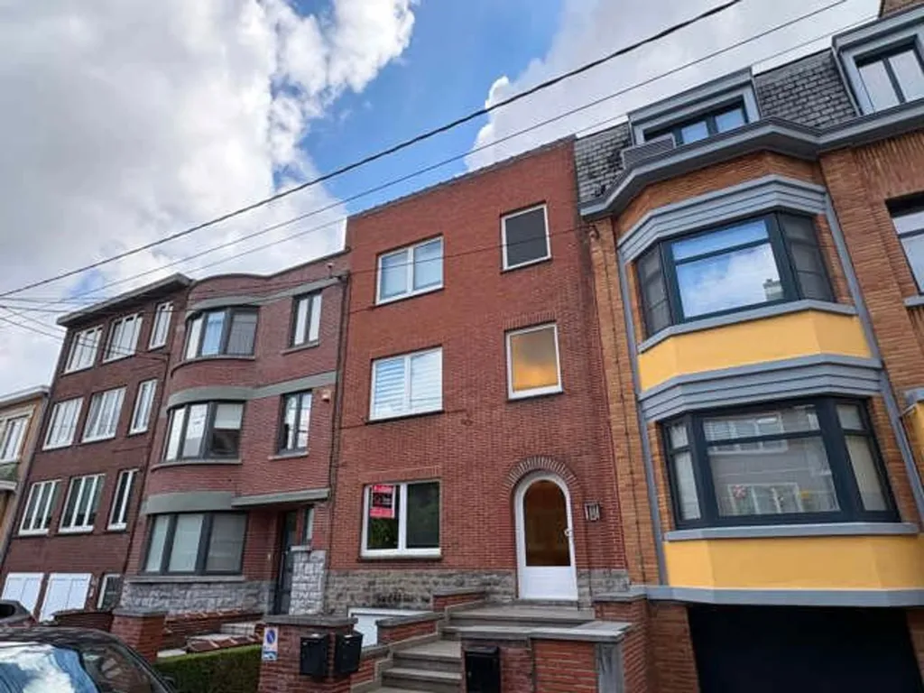 Exterior - 1-Bed Flat with Garden in Terraced Building