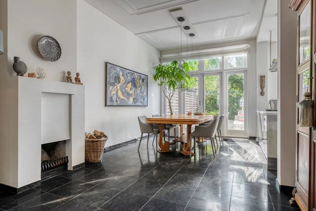 Salle à manger - Hoekwoning with Garden in The Hague