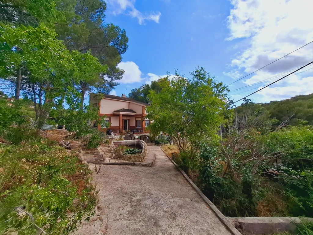 Välivaade - Detached House with Pool in Valldemar, Calafell