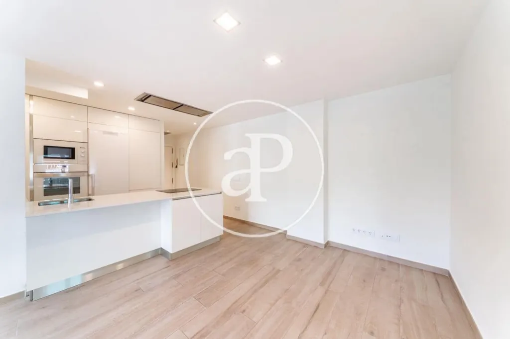 Cuisine - Modernised Apartment with High Ceilings in Chamartín