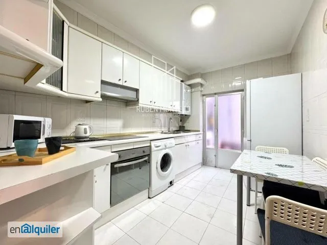 Köök - Student Flat with Terrace near Corte Inglés