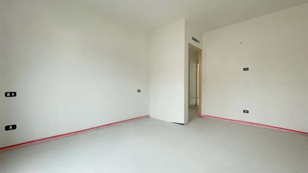 Rooms - Luxury Apartment with Garden in Rovellasca