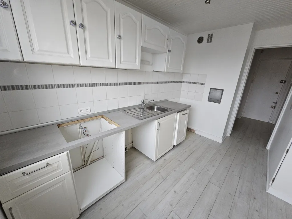 Köök - Flat with Balcony in Montesson