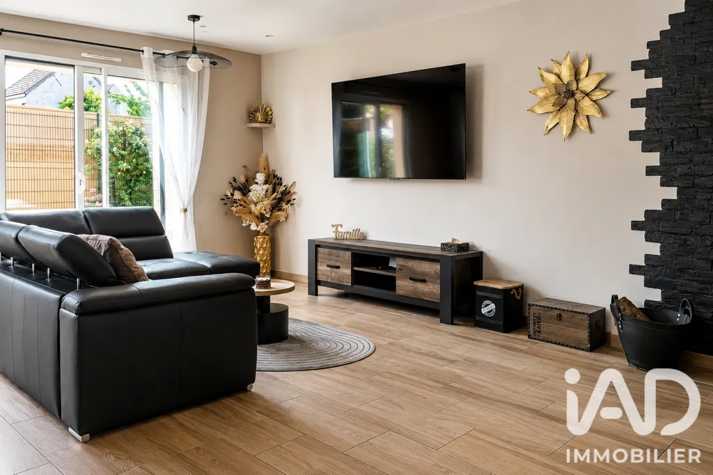 Soggiorno - Contemporary House with Jacuzzi in Chambry