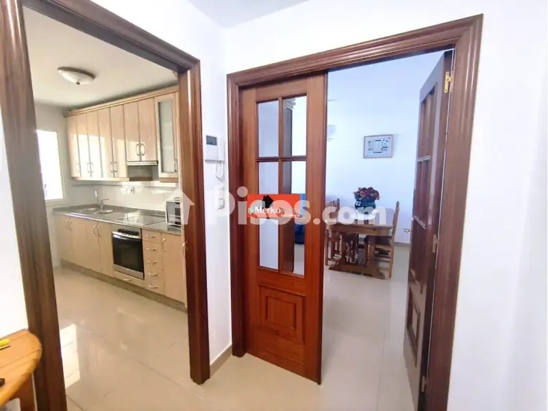 Esik - Furnished Flat with Garden View in Lugo